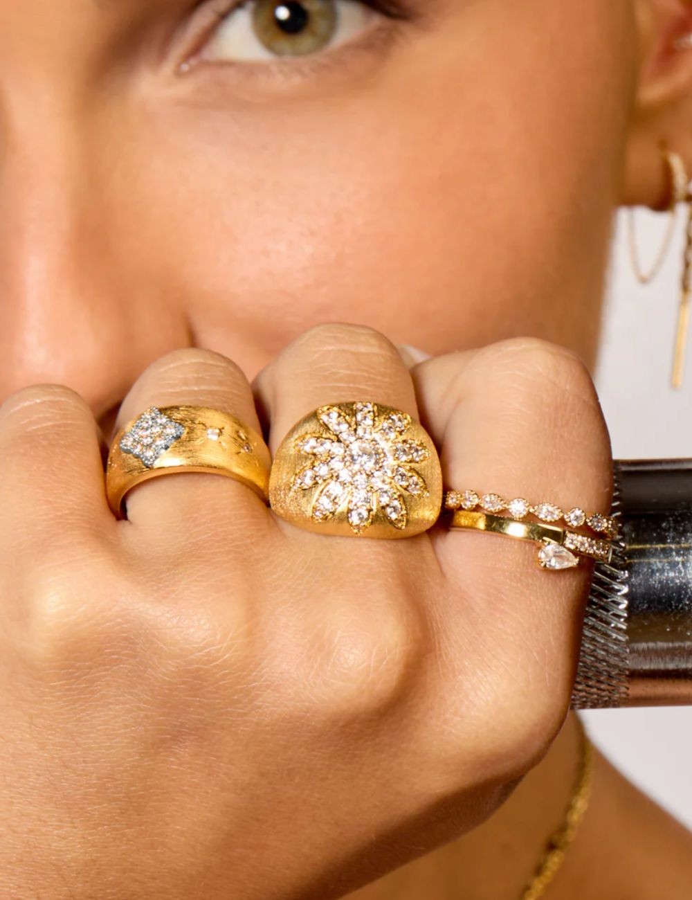 Bague en laiton doré MYABAY - Boutique L'aNana(s)